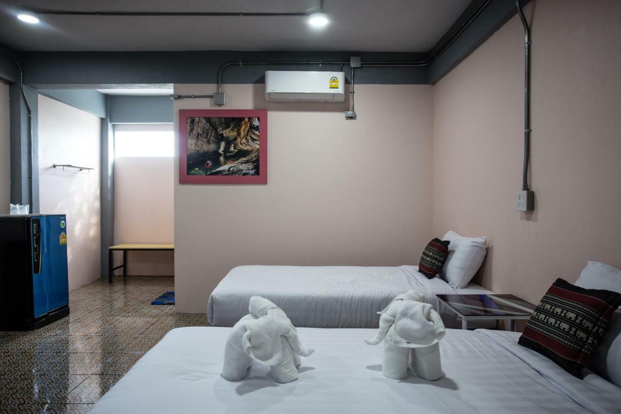 Baan Chang Hotel & Coffee House Tak Εξωτερικό φωτογραφία